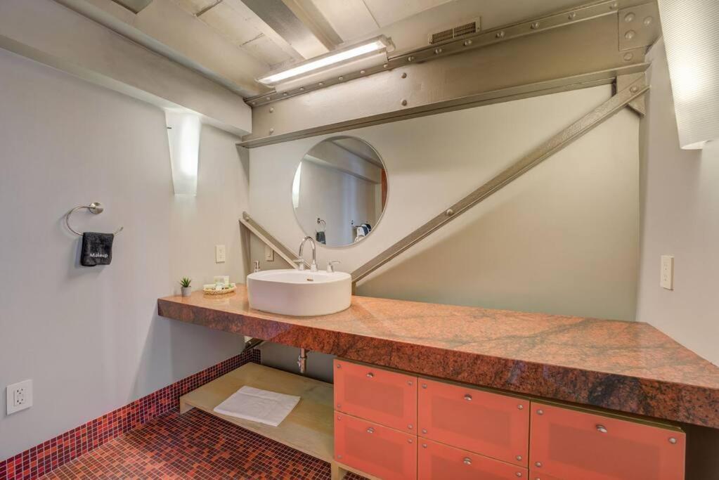 1600 Kcm Penthouse Apartment Клівленд Екстер'єр фото